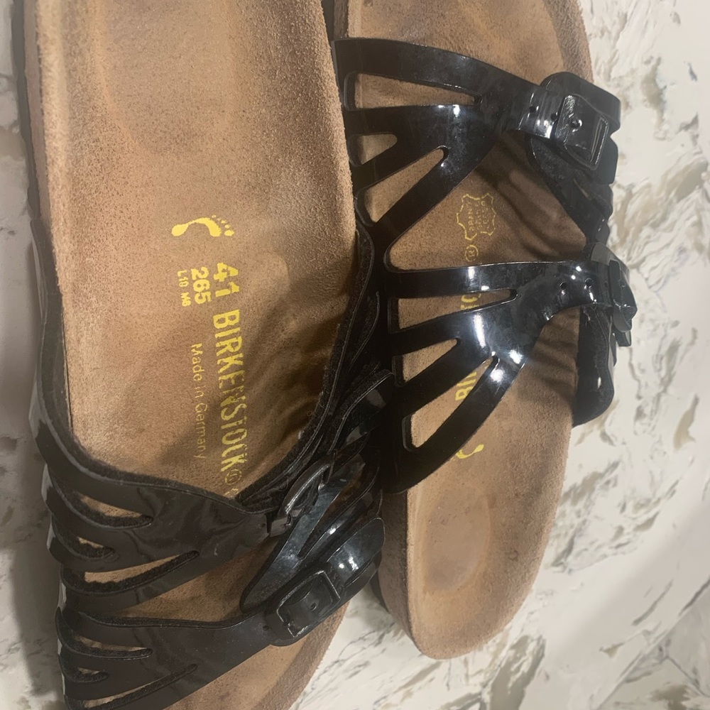 Birkenstock women’s Granada Sandals